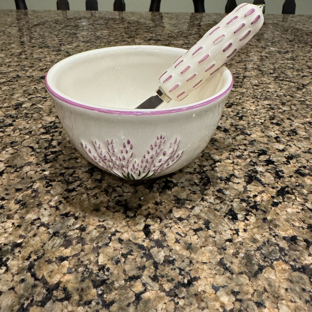 Boston International Lavender Dip Bowl with Spreader NWOT H3 L5